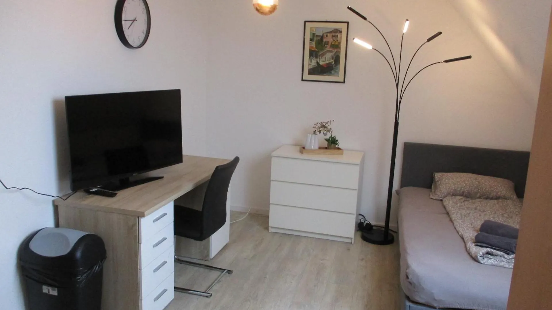 Apartment Parsberger City Rooms 108